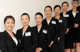 日本空姐图片,优雅微笑，穿梭云端的美丽使者