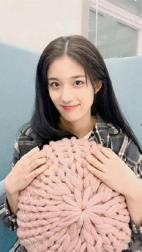 演员卢颖,光影交织下的璀璨星途